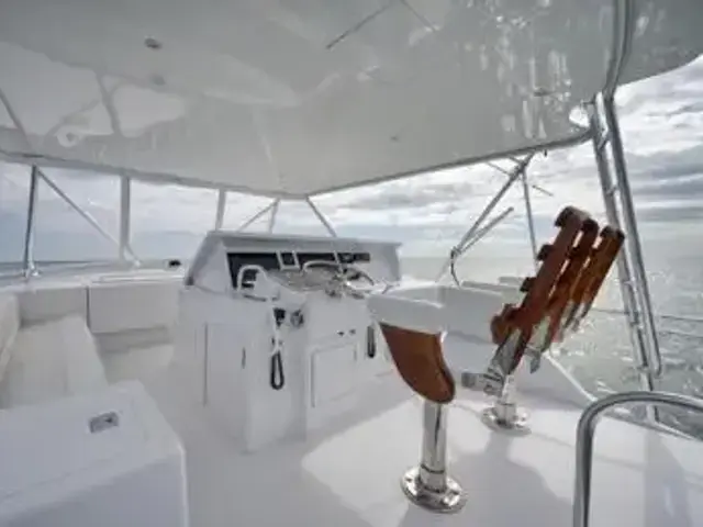 Hatteras 60'