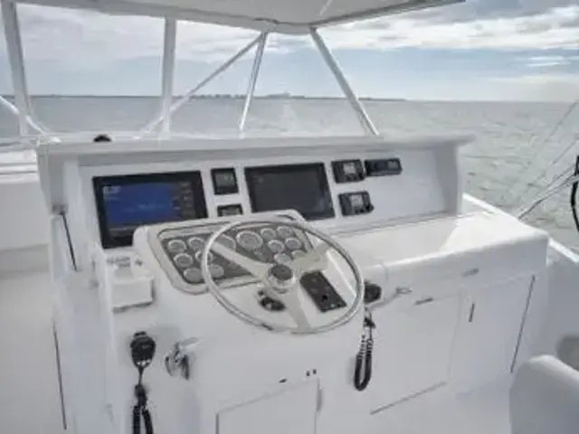 Hatteras 60'