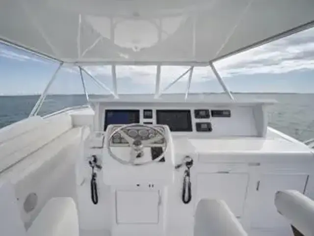 Hatteras 60'