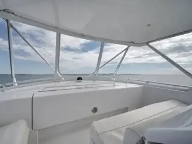 Hatteras 60'