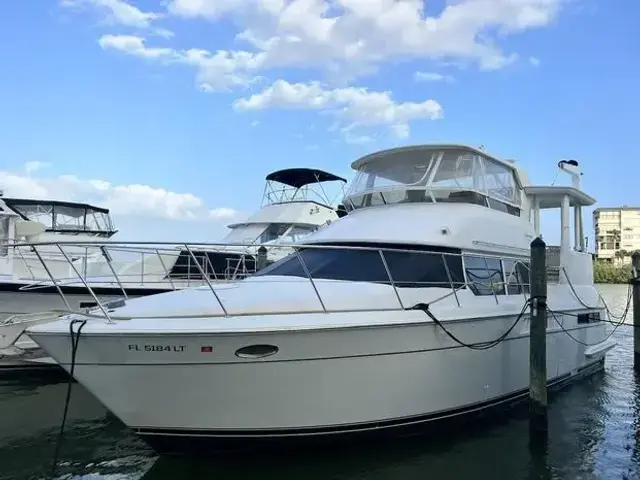 Carver 455 Motor Yacht