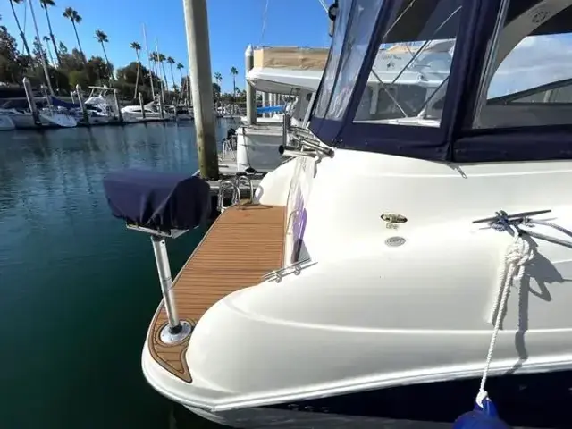 Bayliner 325