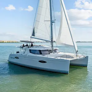 2015 Fountaine Pajot Helia 44