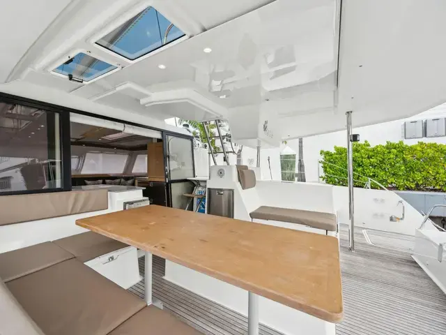 Fountaine Pajot Helia 44