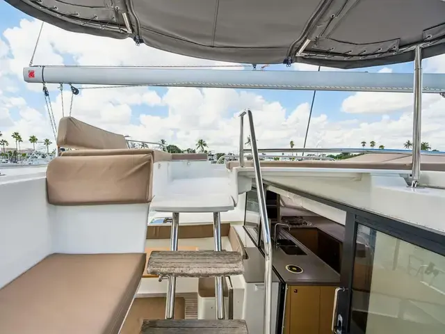 Fountaine Pajot Helia 44