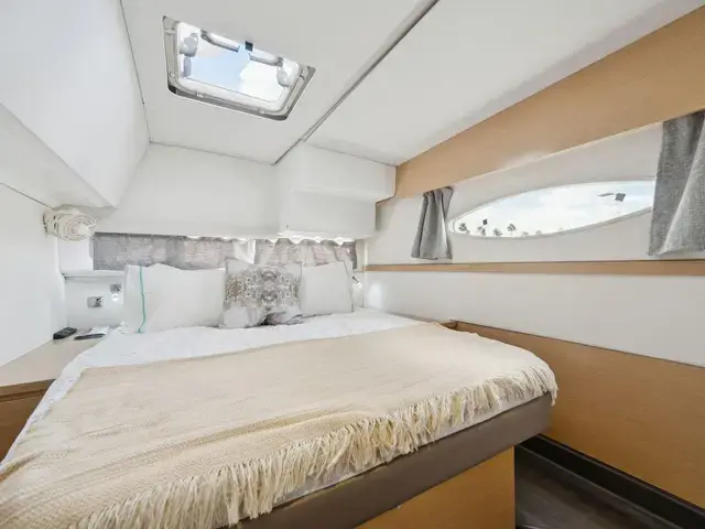 Fountaine Pajot Helia 44