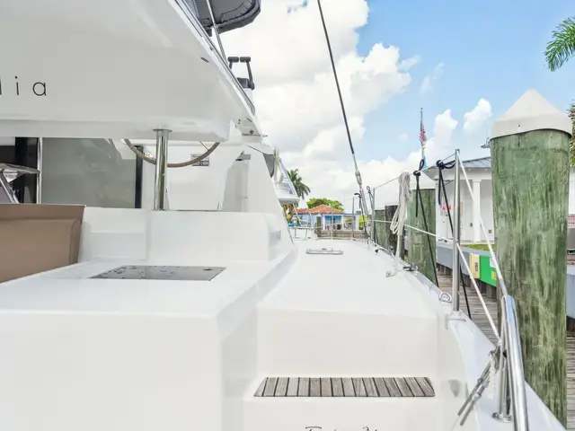 Fountaine Pajot Helia 44