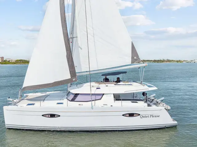 Fountaine Pajot Helia 44