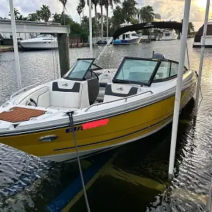 2016 Monterey 217 Blackfin