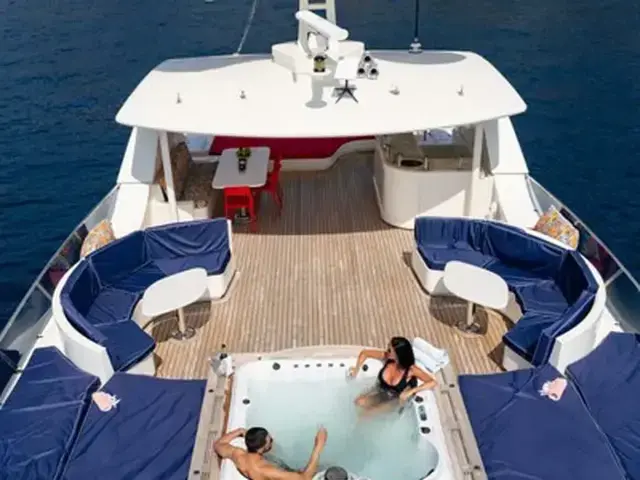 Concept 42m Tri-Deck