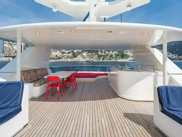 Concept 42m Tri-Deck