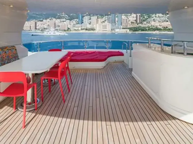 Concept 42m Tri-Deck