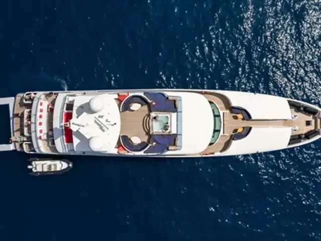 Concept 42m Tri-Deck