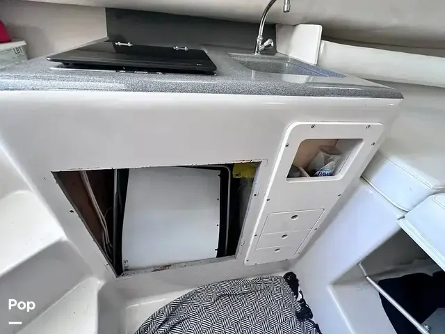 Pro Line 2950 Mid Cabin