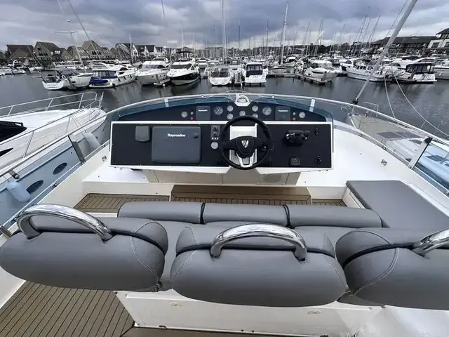 Fairline Squadron 58