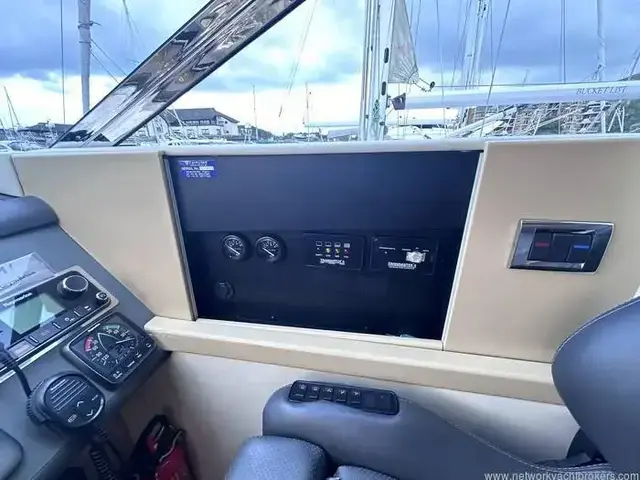 Fairline Squadron 58