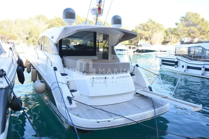 2013 Prestige 440 s