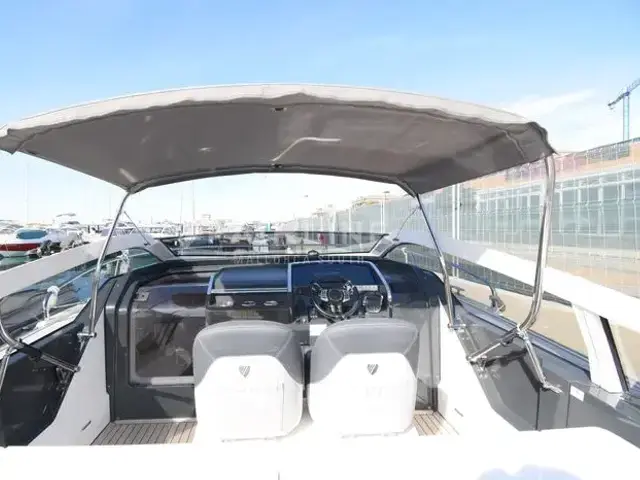 Fairline F Line 33