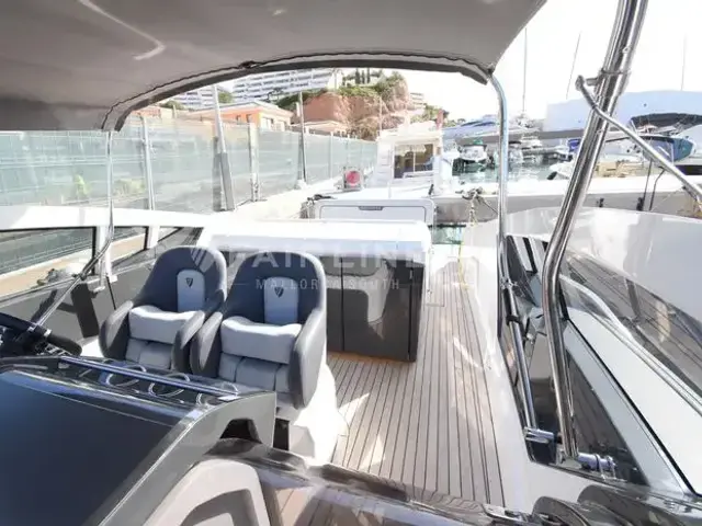 Fairline F Line 33