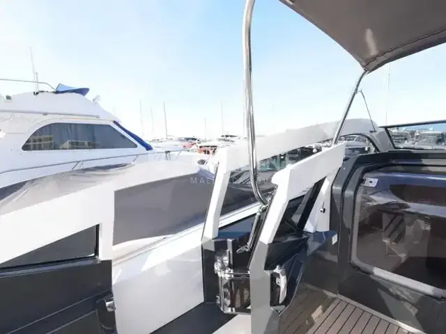 Fairline F Line 33