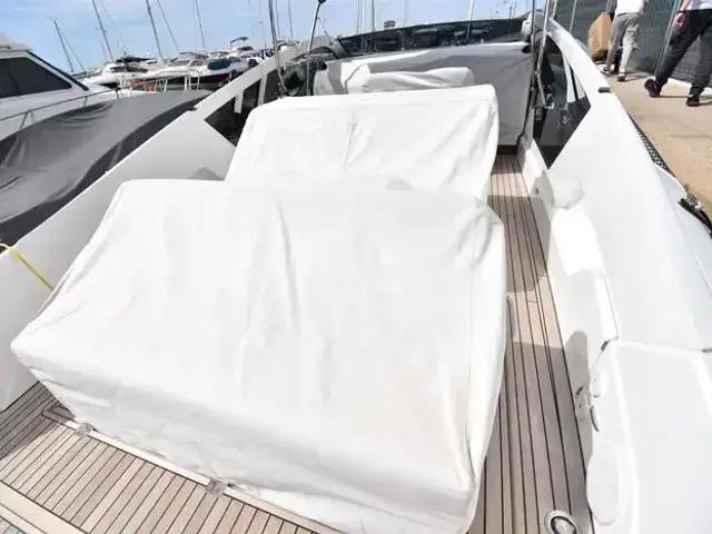 Fairline F Line 33