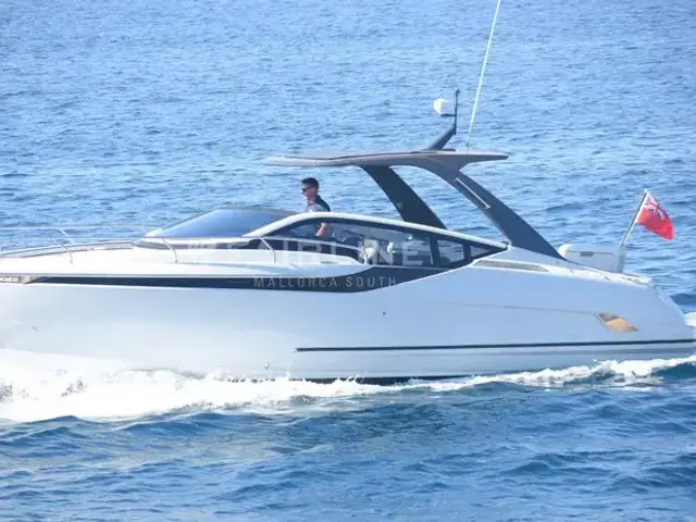 Fairline F Line 33