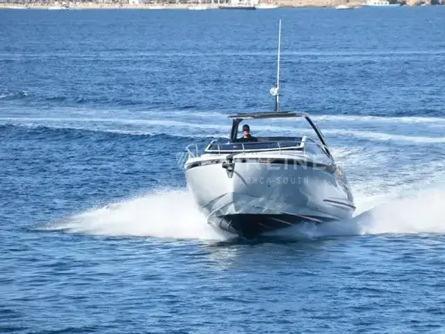 Fairline F Line 33