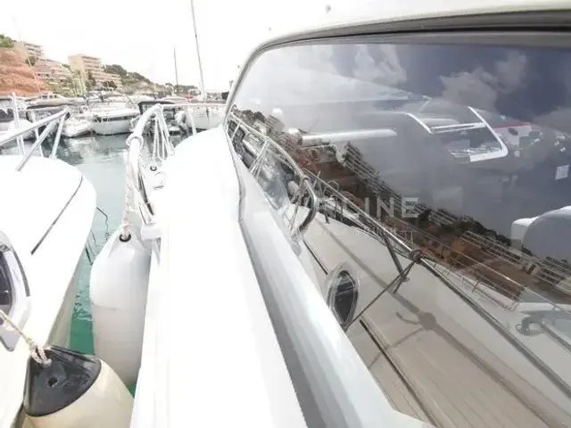 Fairline F Line 33