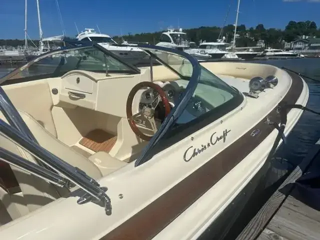 Chris-Craft Launch 23