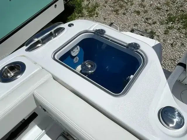 Everglades Boats 315 Center Console