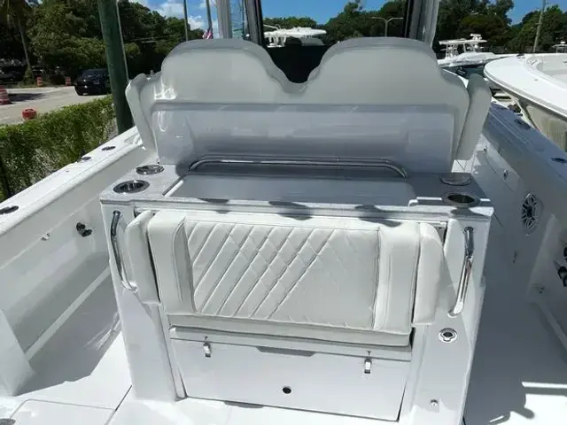 Everglades Boats 315 Center Console