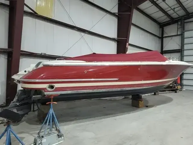 Chris Craft Corsair 28