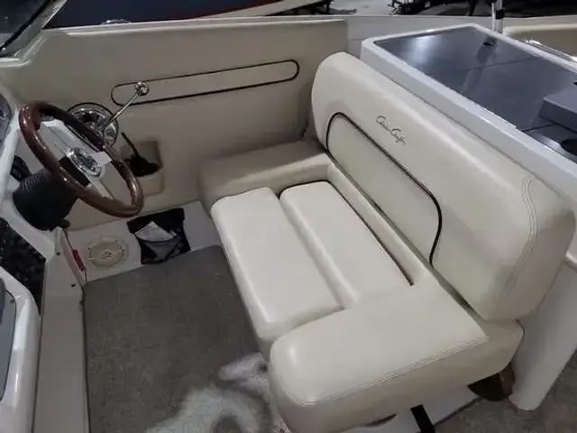 Chris Craft Corsair 28