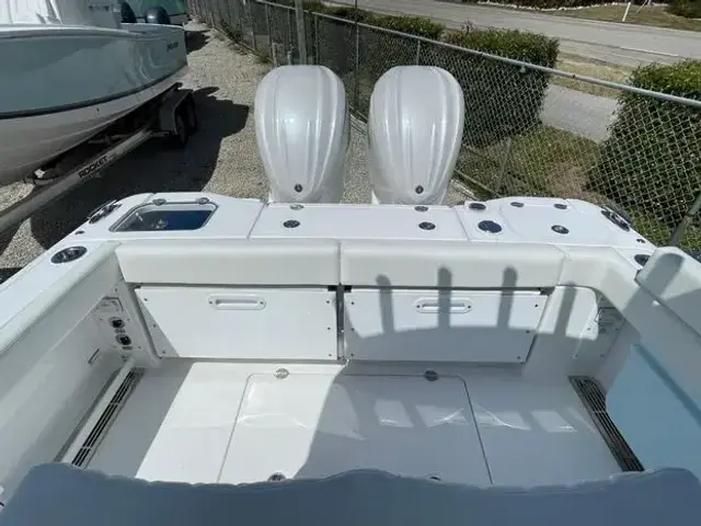 Everglades Boats 285 CC