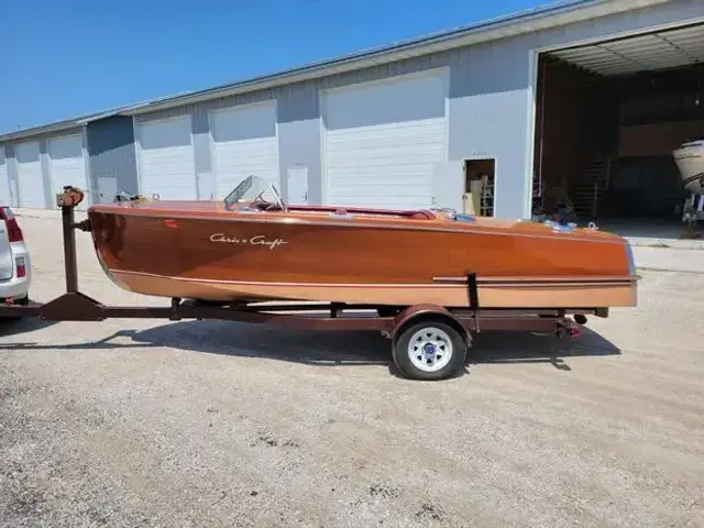 Chris Craft Riviera 16