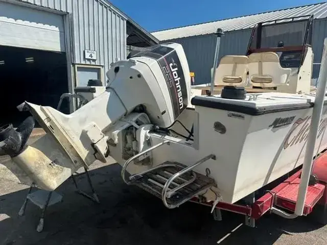 Mako 231 Center Console