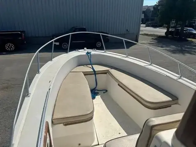 Mako 231 Center Console