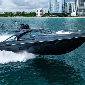 2018 Pershing 54'