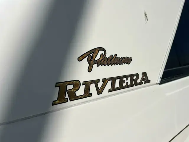 Riviera 43