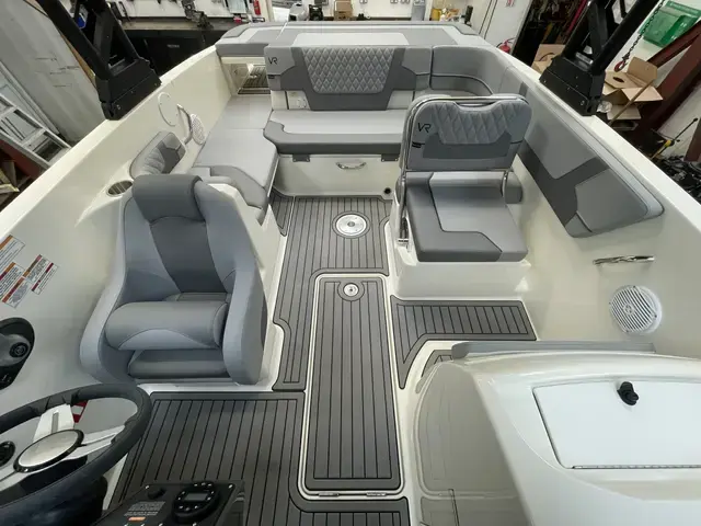 Bayliner VR6 Bowrider