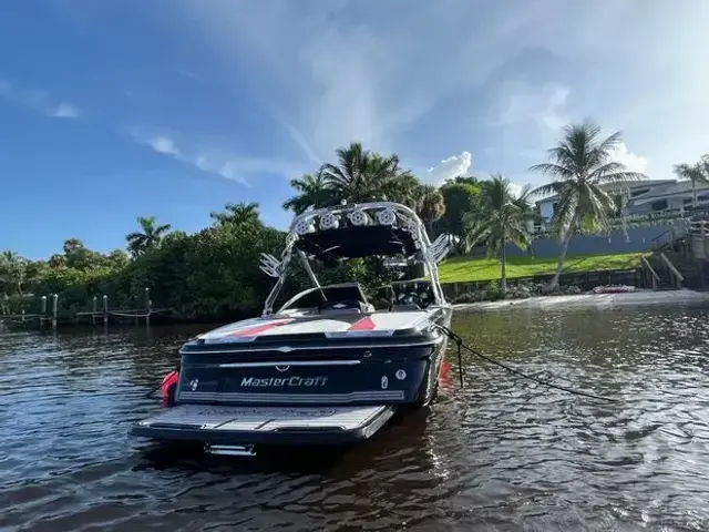 Mastercraft Maristar 230