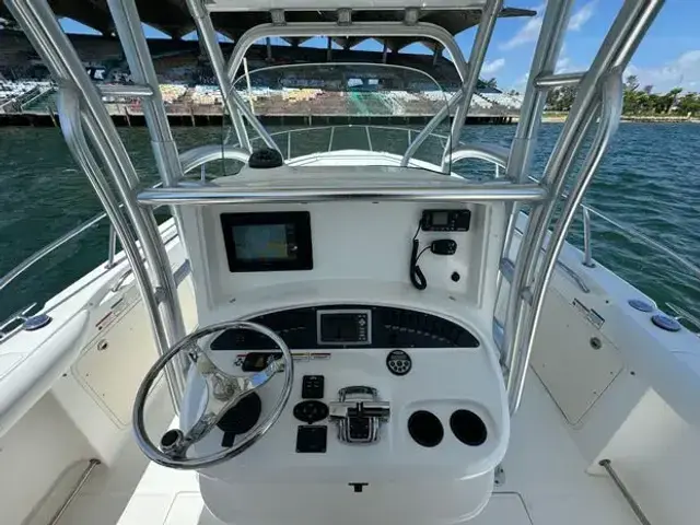 Boston Whaler 320 Outrage