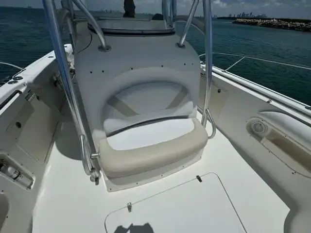 Boston Whaler 320 Outrage