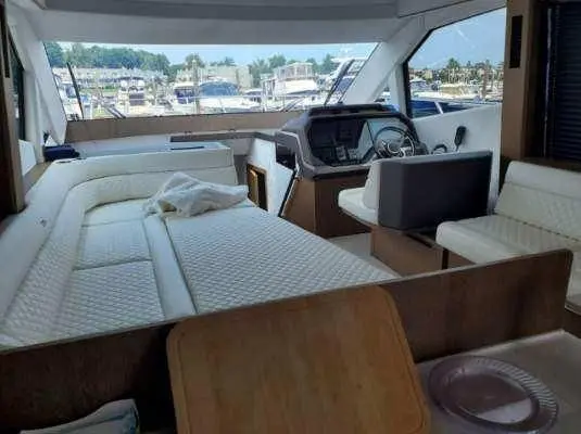 2020 Galeon 500 fly