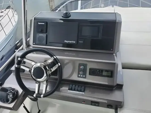 Galeon 500 Fly