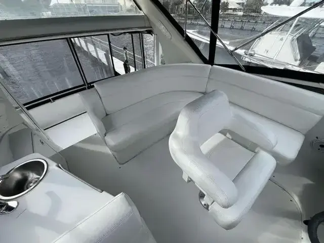 Carver 396 Motor Yacht