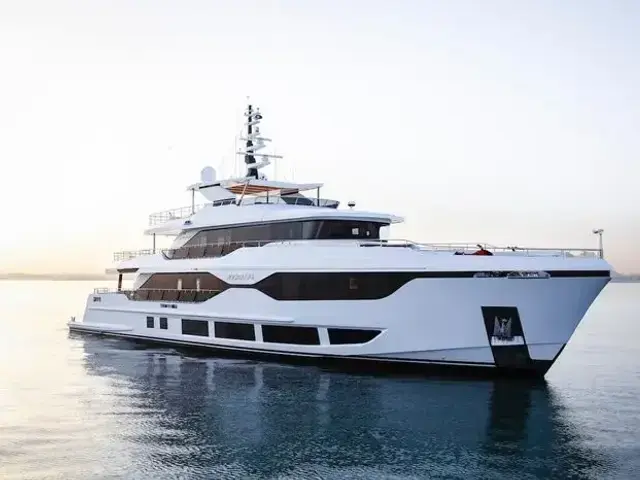 Majesty 120