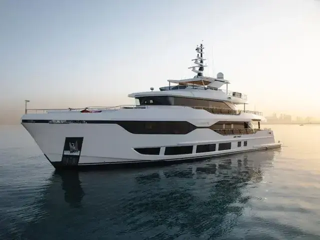 Majesty 120