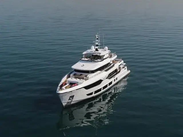 Majesty 120