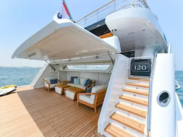 Majesty 120